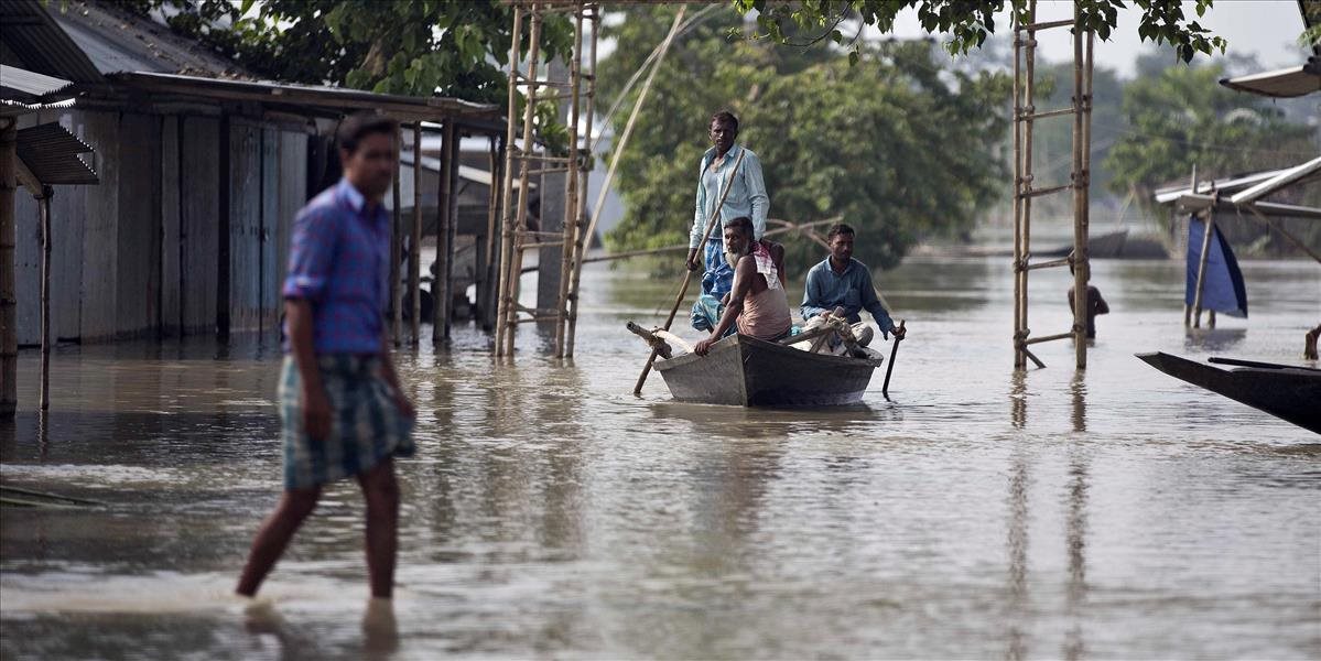 Záplavy v Nepále, Indii a Bangladéši si vyžiadali už vyše 400 životov