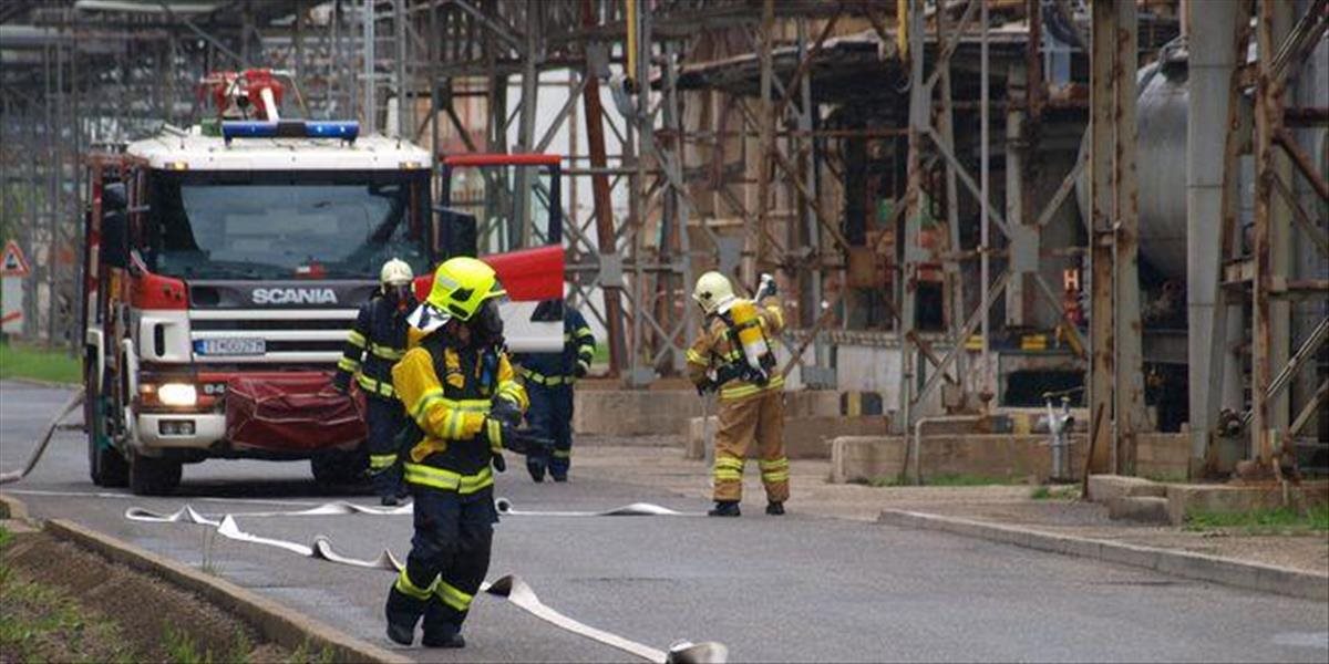 Únik plynu v priemyselnom parku zamestnal dubnických a trenčianskych hasičov