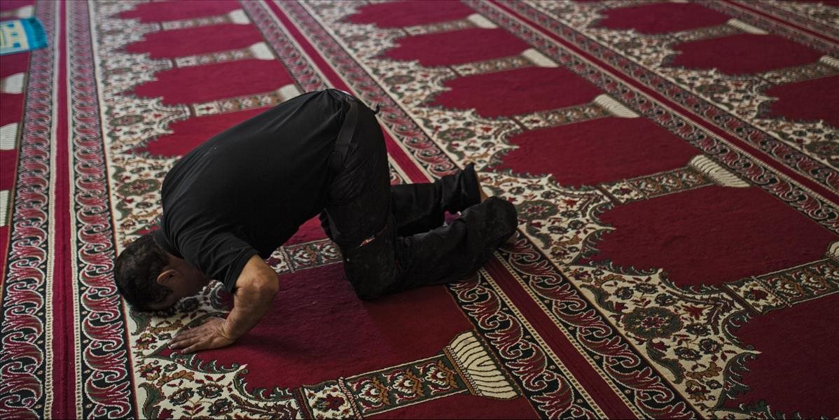 Zbožní moslimovia si ťažšie hľadajú prácu, viera im spôsobuje množstvo prekážok