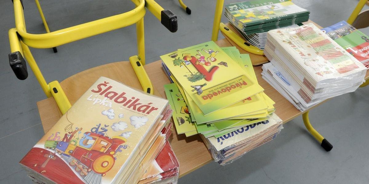 Rezort školstva do nákupu nových učebníc investoval 3,74 milióna eur