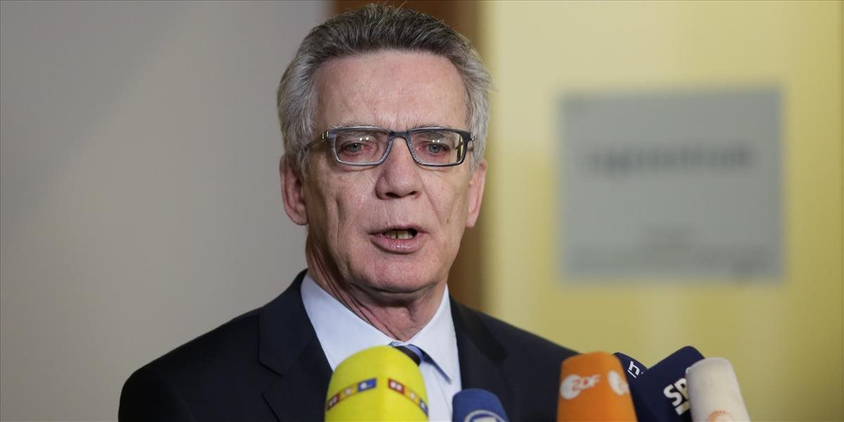 Migračná vlna z roku 2015 sa nezopakuje, povedal nemecký minister vnútra