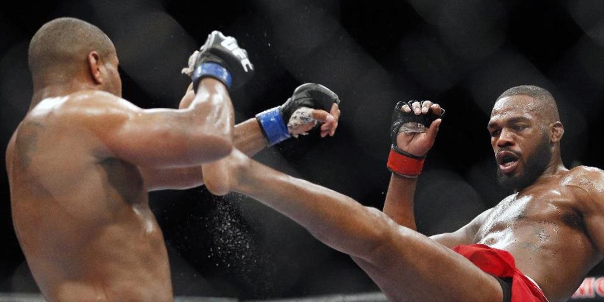 Manažér hviezdy MMA Jonesa tvrdí, že zakázaná látky sa do jeho tela dostala iba náhodou