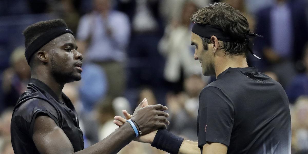 Roger Federer na US Open postúpil po päťsetovej bitke do 2. kola dvojhry