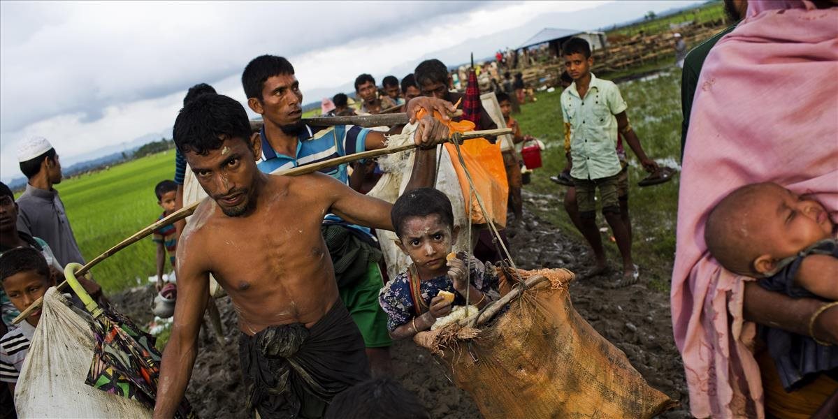 Násilnosti si podľa armády v Mjanmarsku vyžiadali takmer 400 obetí