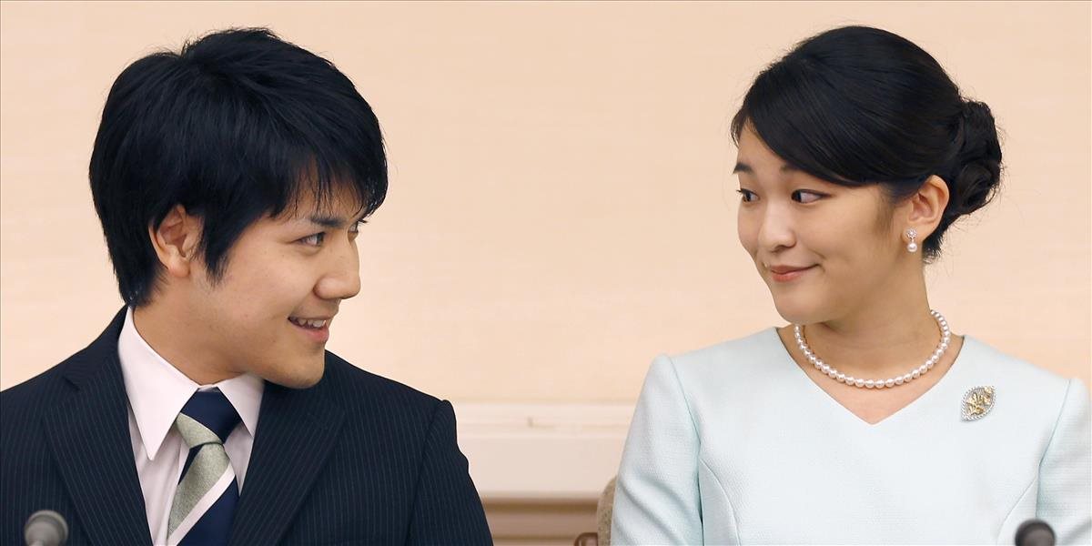 Vnučka japonského cisára Akihita sa zasnúbila s neurodzeným mužom