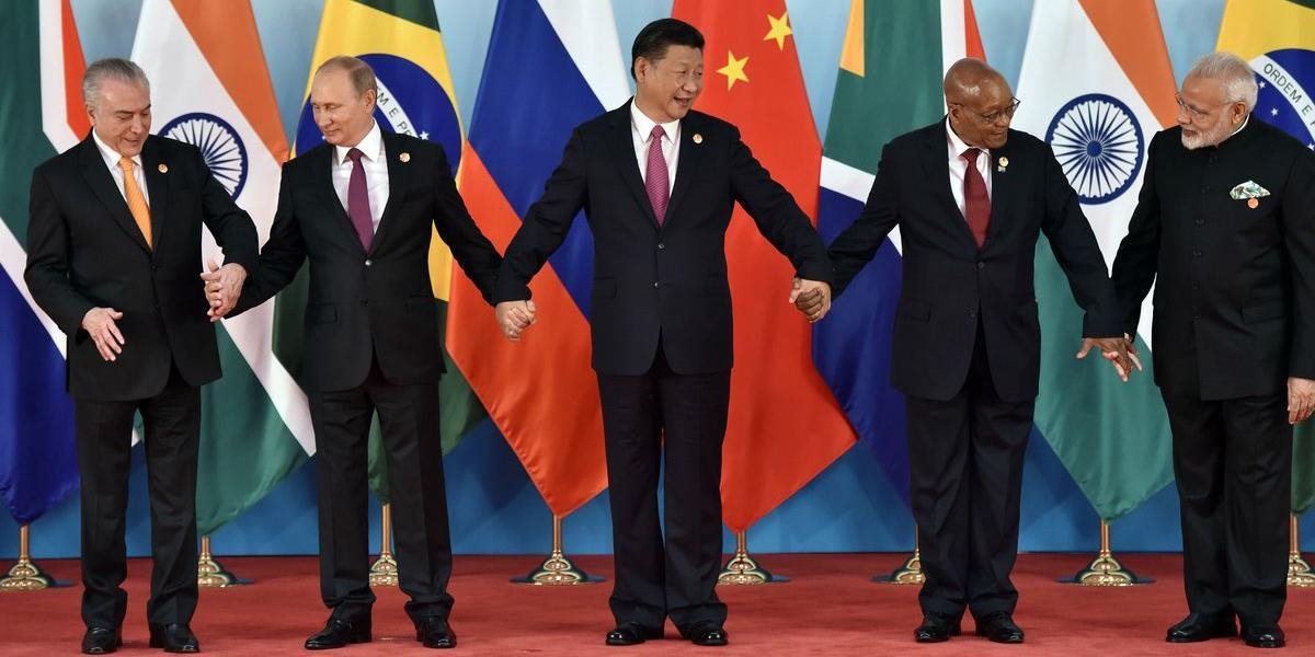 Začal sa summit BRICS, lídri odsúdili jadrový test KĽDR