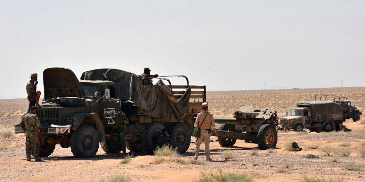 Vládne sily sa blížia k sýrskemu mestu Dajr az-Zaur, obrana IS kolabuje