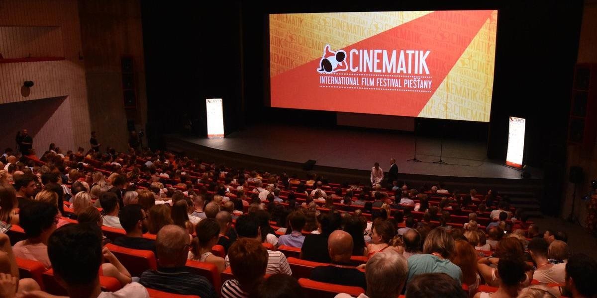 Festival Cinematik prinesie celkom stoštyri filmov