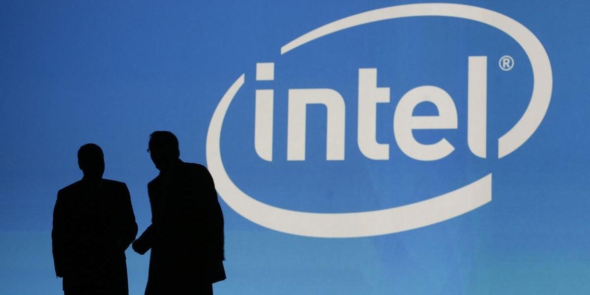 Súdny dvor EÚ vrátil spor o miliardovú pokutu pre Intel na opätovné posúdenie