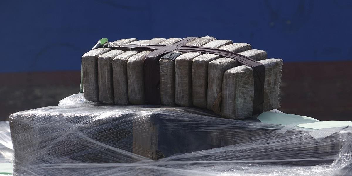 Na juhu Talianska zaistili vyše 430 kilogramov kokaínu