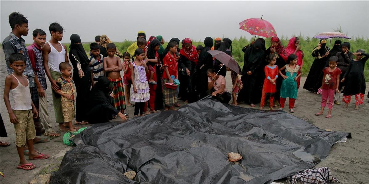 Útoky na Rohingov sú podľa šéfa UNHRC etnickými čistkami