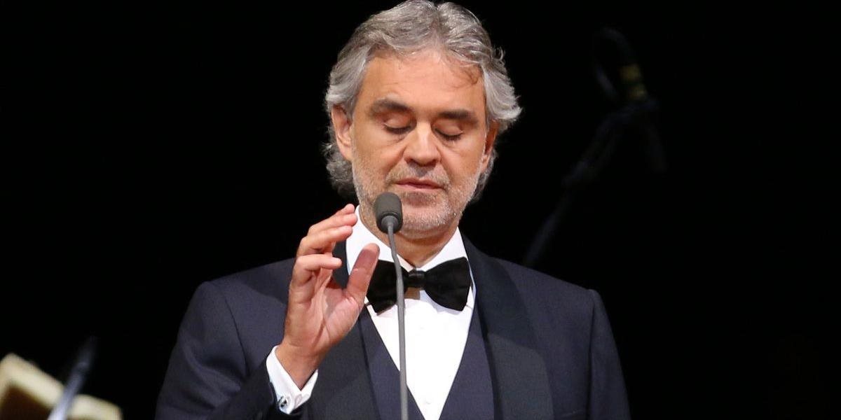 Tenorista Andrea Bocelli spadol z koňa a utrpel zrejme slabší otras mozgu