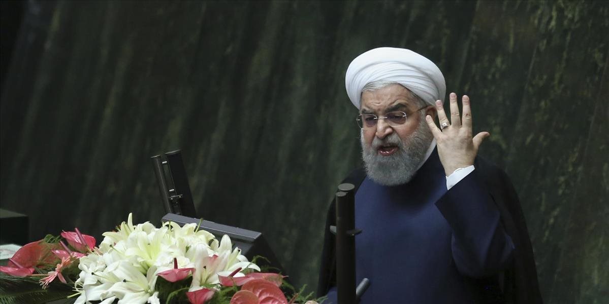 Iránsky prezident Rúhání pozýva Američanov na "večeru"