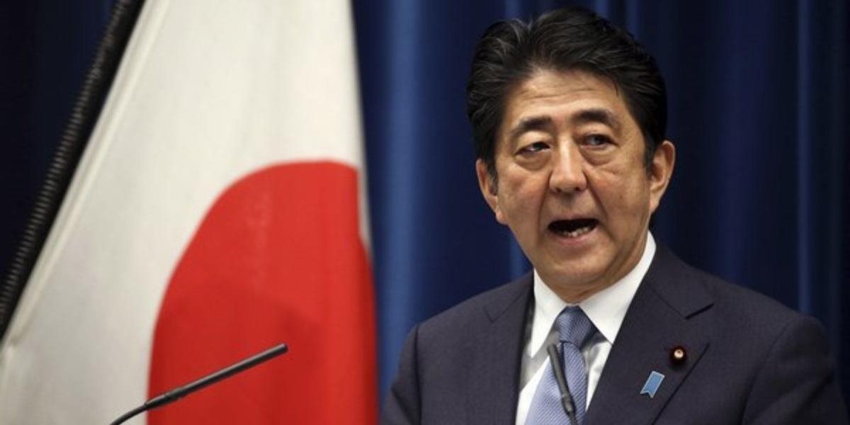 Japonský premiér: V prípade Severnej Kórei treba vyvinúť tlak, nie dialóg!