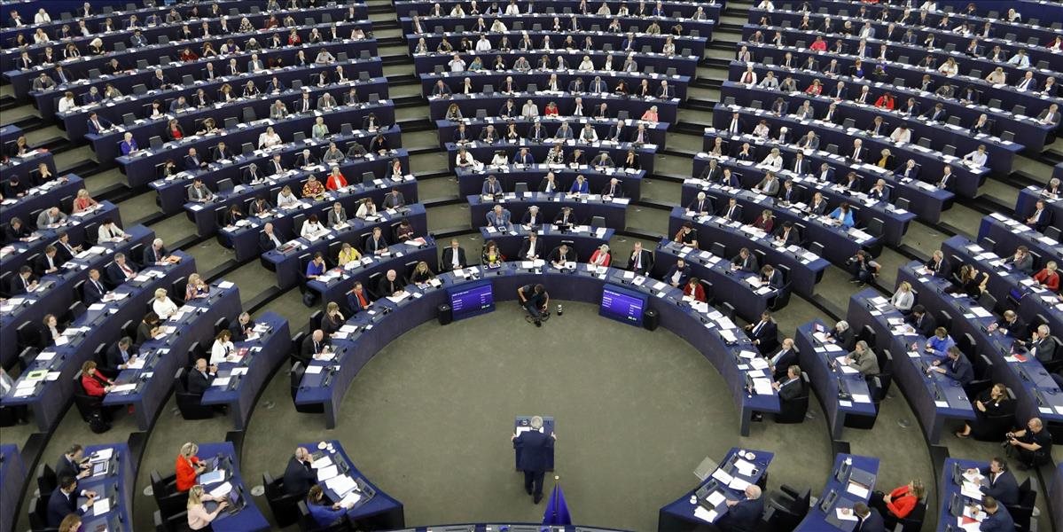 Podpredseda EP: Do Poľska sa Európska komisia montovala, pri Katalánsku je ticho