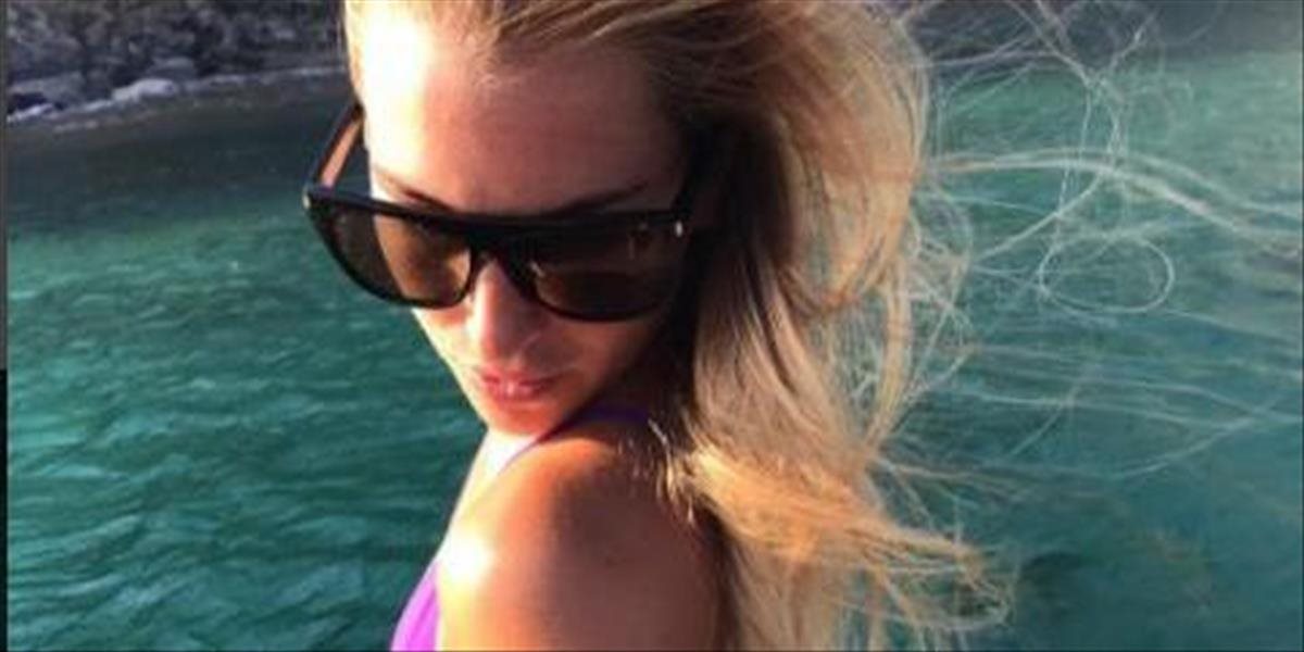 Sexi FOTO Dominika Cibulková fanúšikov opäť dráždi v plavkách