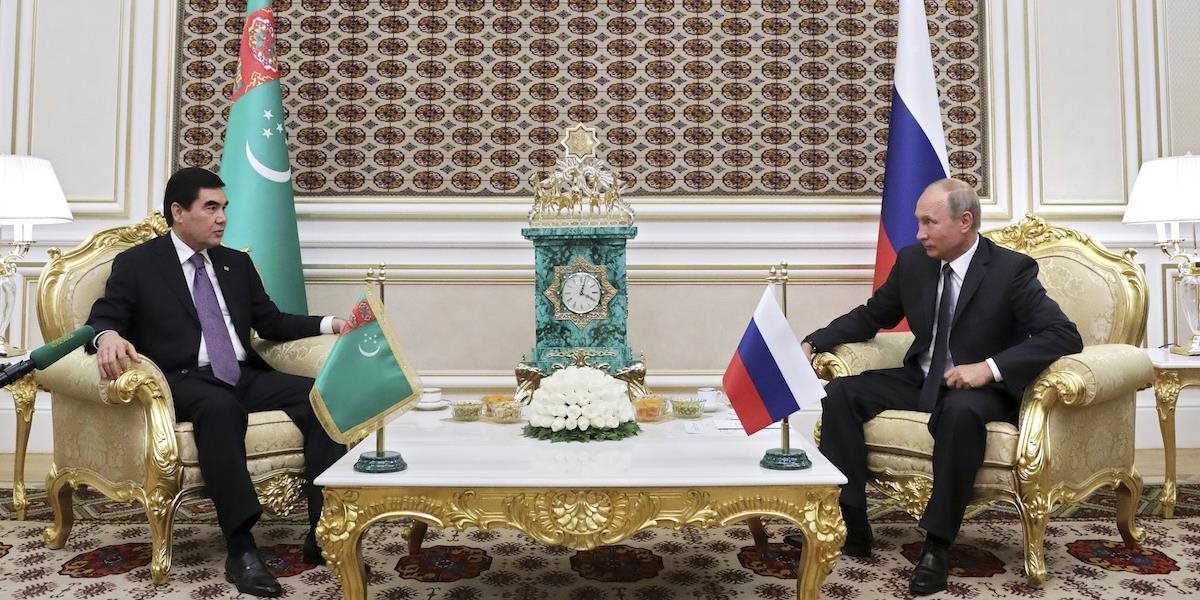 FOTO Ruský prezident Vladimir Putin pricestoval na oficiálnu návštevu Turkménska