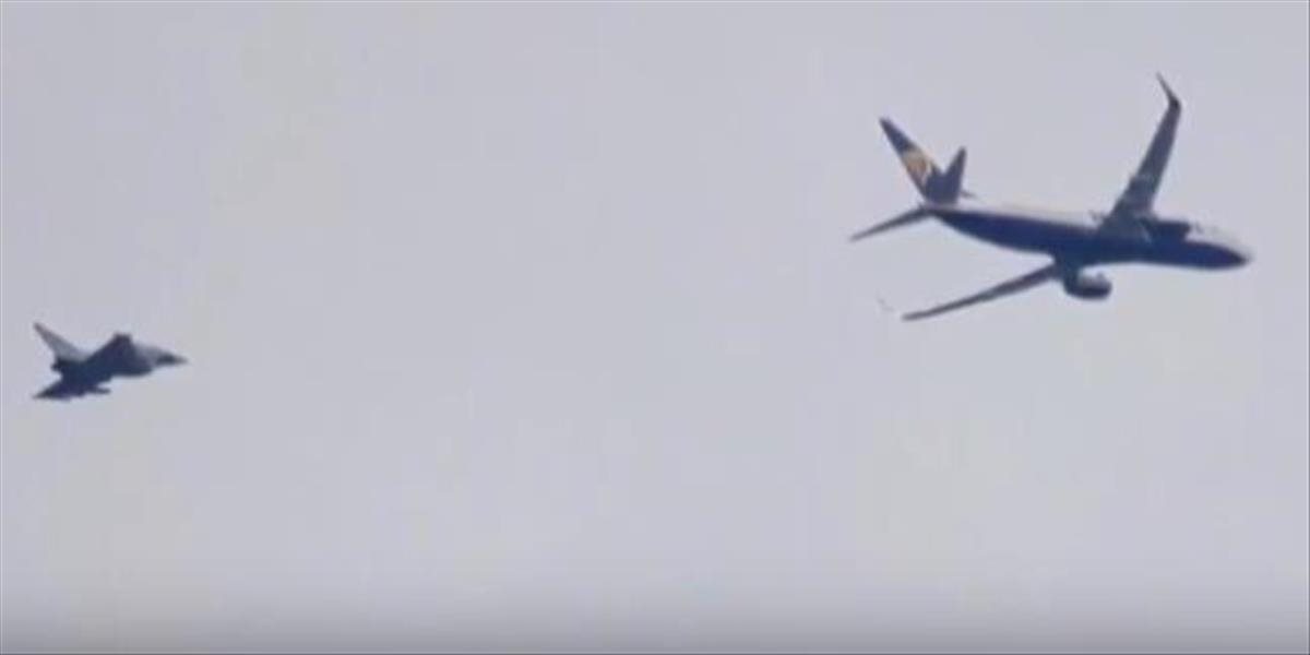 VIDEO Stíhačky eskortovali lietadlo Ryanairu, dôvodom bola bezpečnostná hrozba