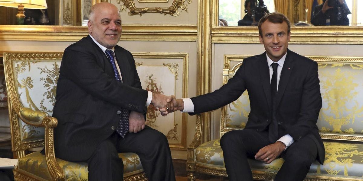 Premiér Iraku a Emmanuel Macron rokujú o boji proti terorizmu