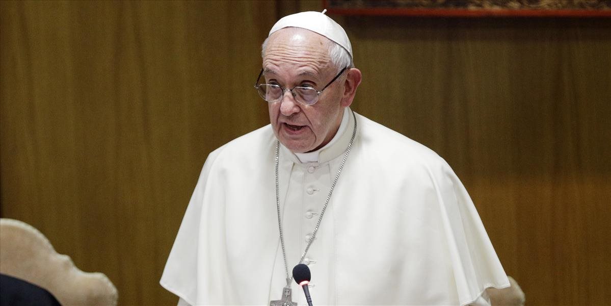 Pápež František kritizoval užívanie porna
