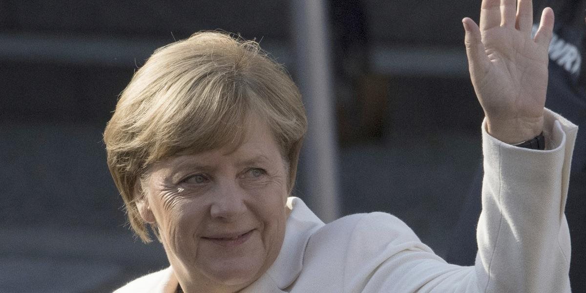 Tretina Nemcov podporuje predčasný odchod Merkelovej z funkcie