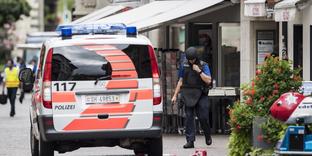 Švajčiarska polícia zatkla dvoch mužov v súvislosti s útokom nožom v Marseille