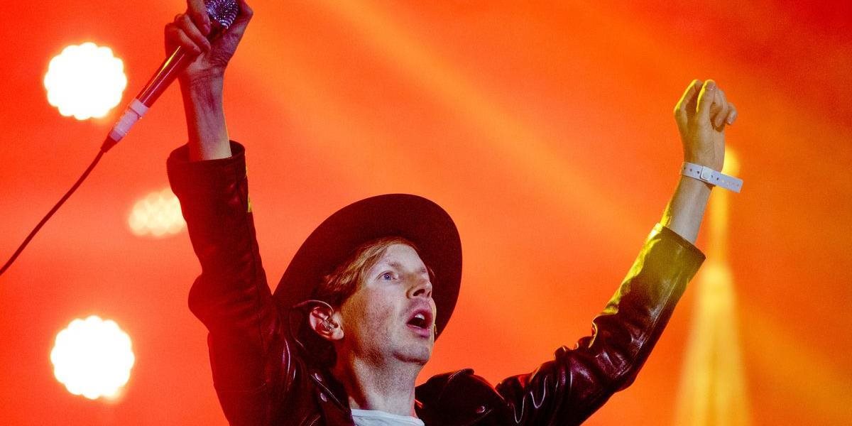 VIDEO Spevák a multiinštrumentalista Beck vydáva nový štúdiový album Colors