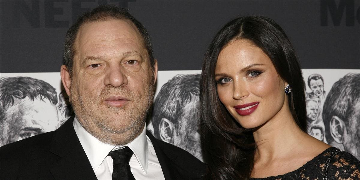 Hollywoodskeho producenta Weinsteina opustila po škandále manželka