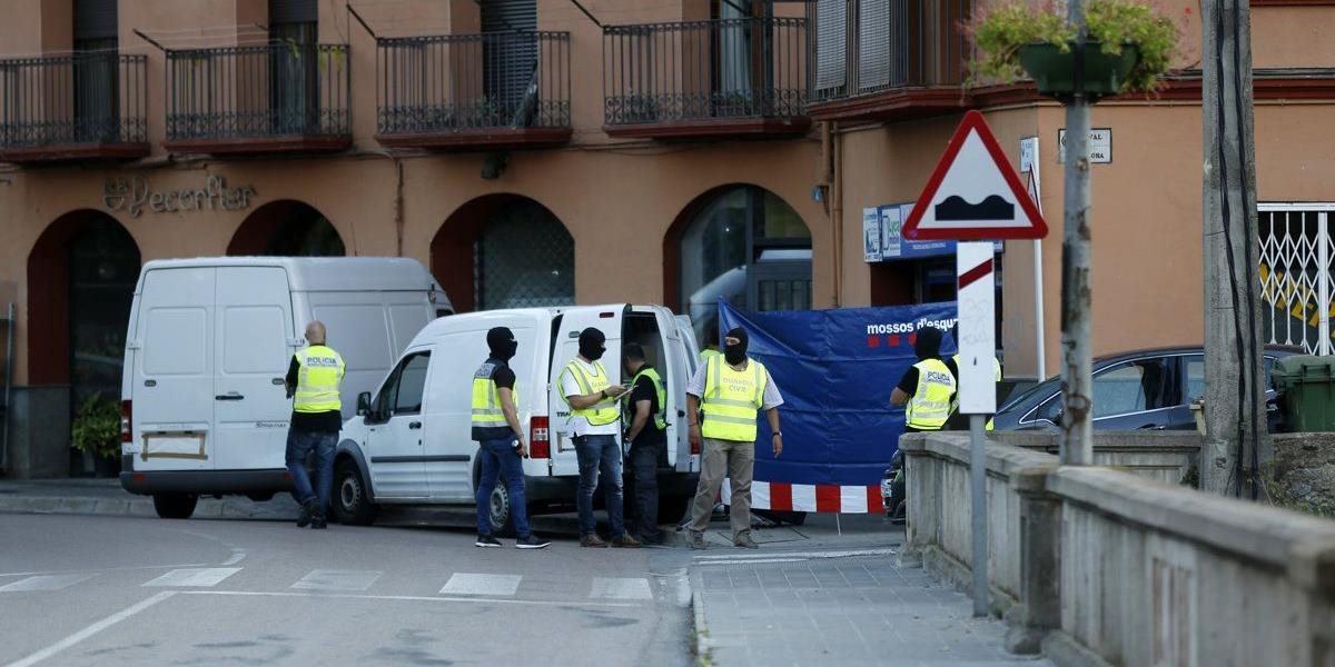 Španielska polícia v spolupráci s FBI zadržala ženu, ktorá verbovala pre IS