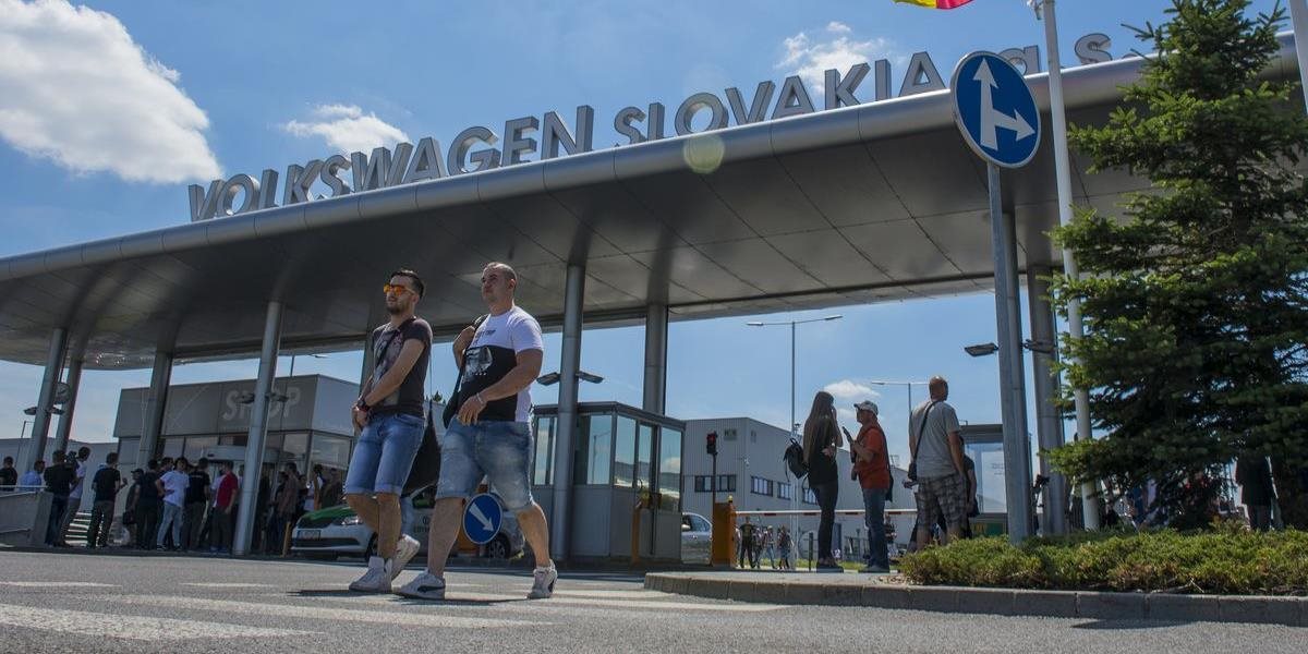 Tri slovenské automobilky patria k najväčším v rámci regiónu