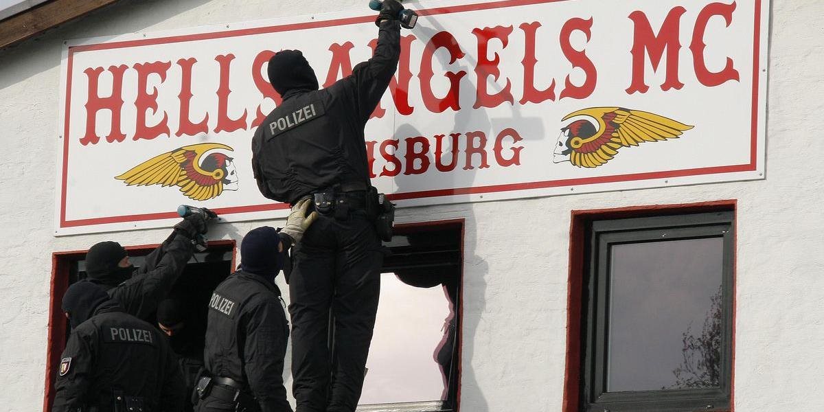 Nemecká polícia zakročila proti motorkárskemu gangu Hells Angels