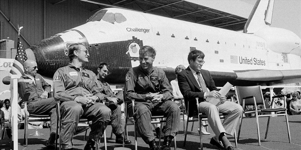Zomrel Paul Weitz - velil prvého letu raketoplánu Challenger