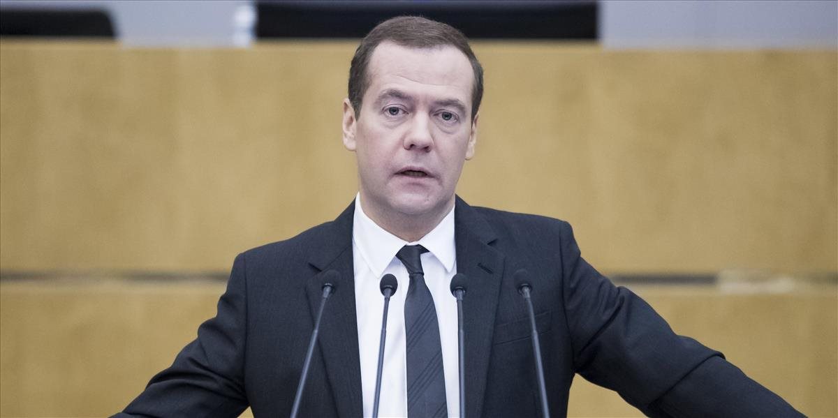 Premiér Ruska Dmitrij Medvedev priletel do Pekingu