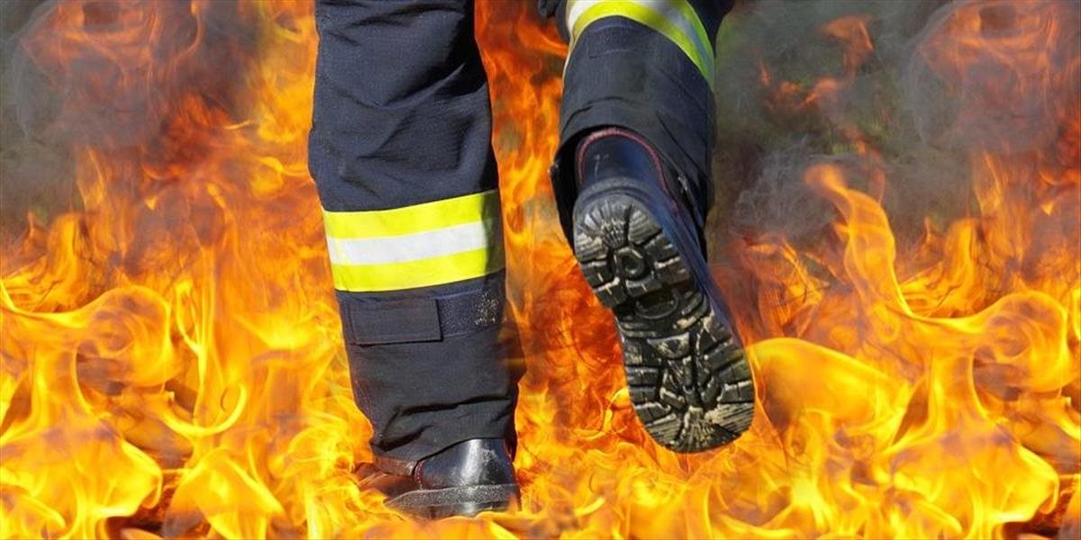 Pri požiari bytu v Bratislave utrpela zranenie jedna osoba