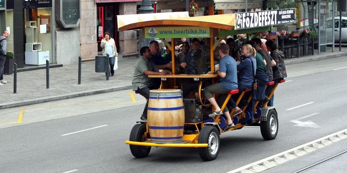 V Amsterdame zakázali pivné bicykle
