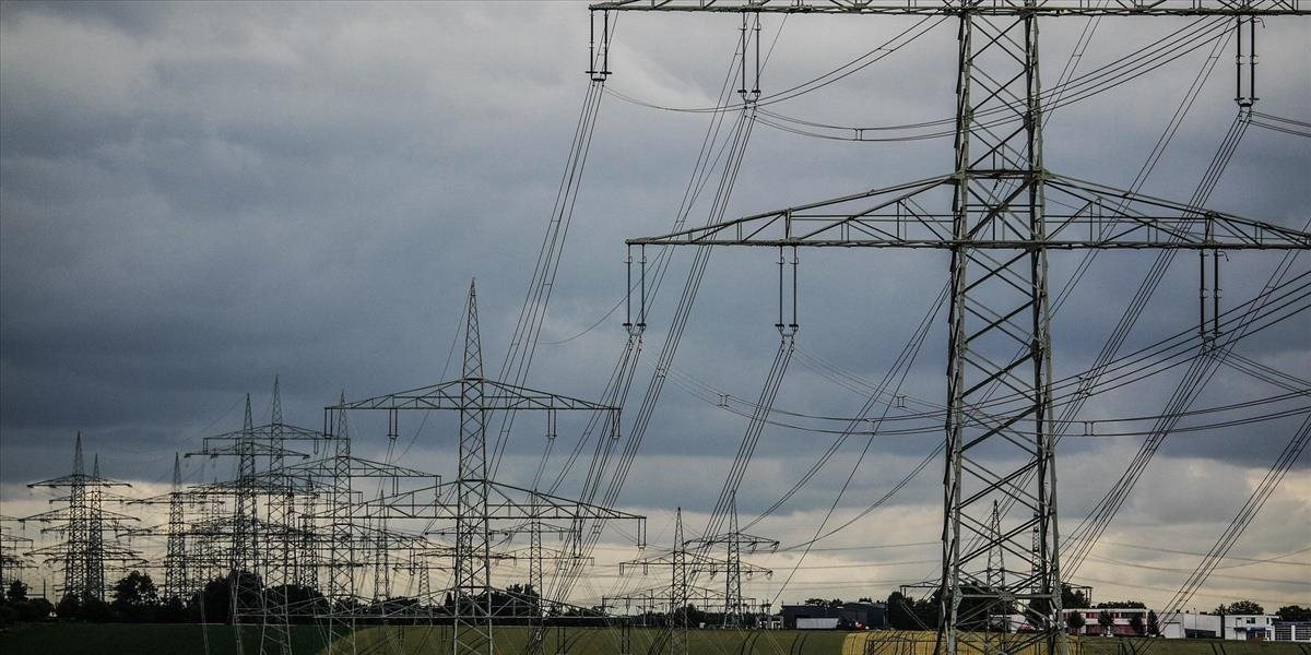 Výpadky elektriny počas víchrice ovplyvnili 45 percent Stredoslovákov