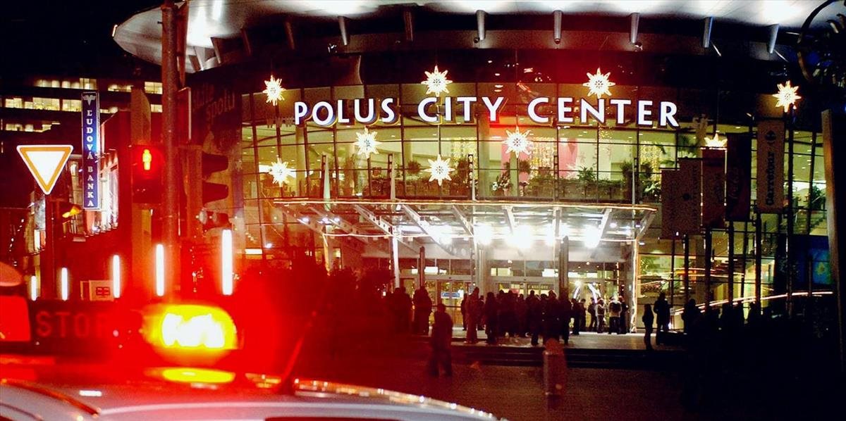 V bratislavskom nákupnom centre nahlásili bombu, polícia ju nenašla