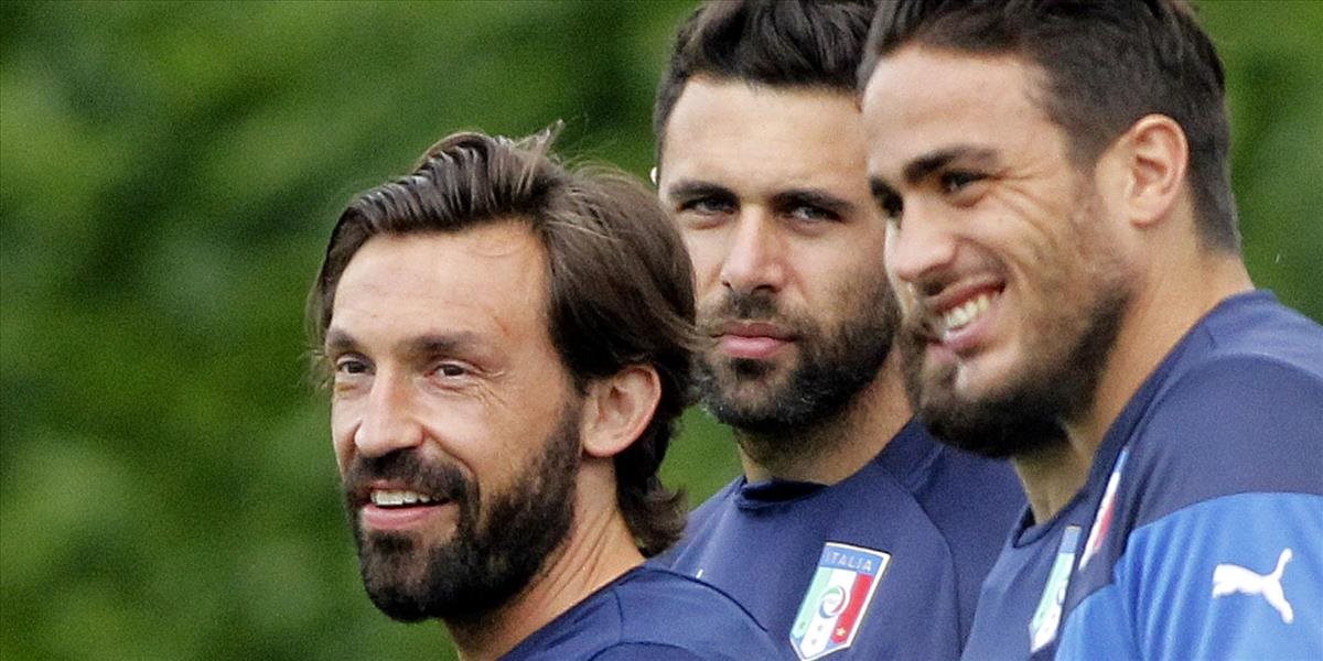 Cíti sa pristarý na futbal, Andrea Pirlo ukončil profesionálnu kariéru