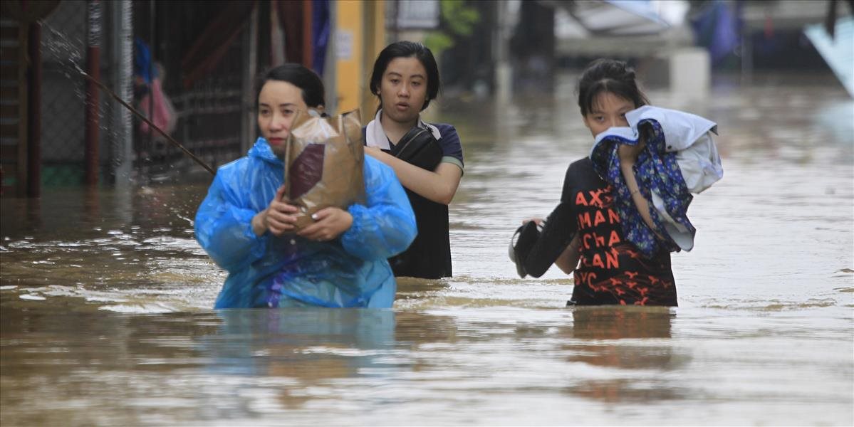 AKTUALIZOVANÉ Počet obetí tajfúnu Damrey vo Vietname stúpol na 89