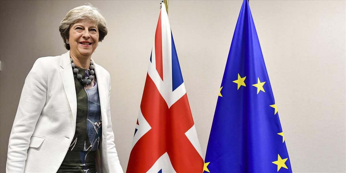 Podnikateľskí lídri varovali britskú premiérku Theresu Mayovú pred tvrdým brexitom