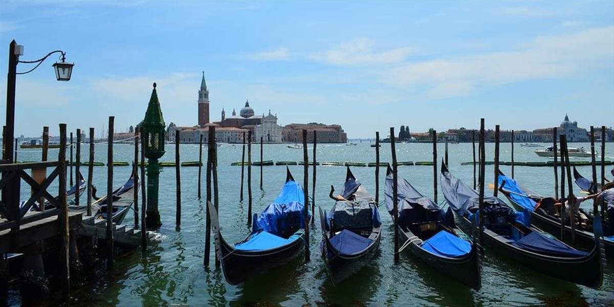 Turisti ukradli v Benátkach gondolu kvôli romantike, nečakane sa to však zvrtlo