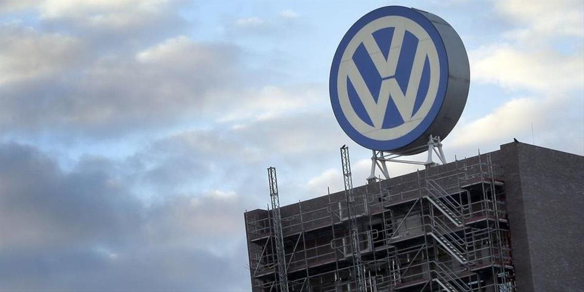 Vyšetrovatelia vykonali raziu vo VW pre podozrenie zo sprenevery