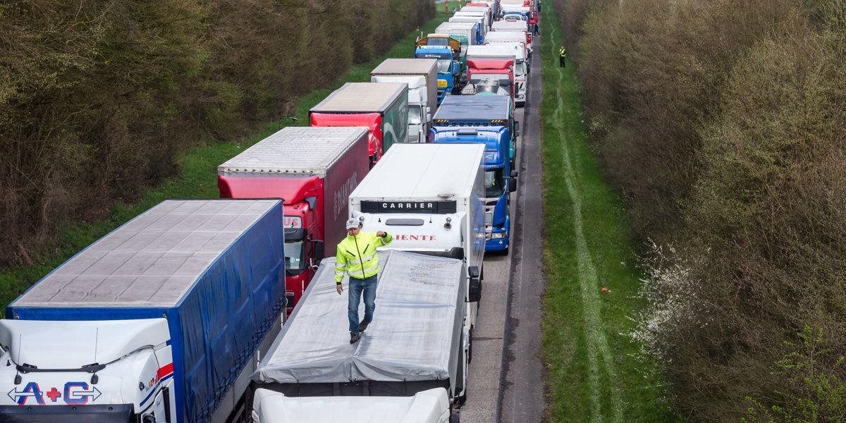 V Belgicku zadržali 112 slovenských kamiónov pre porušovanie práv vodičov