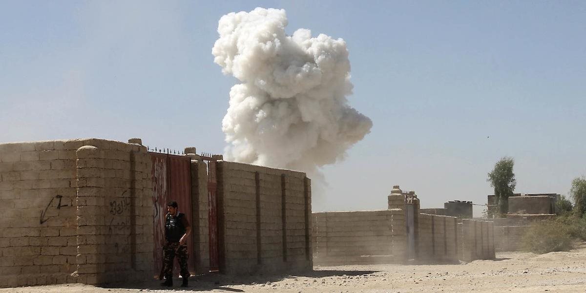 Americké a afganské lietadlá zničili talibanské laboratórium na výrobu drog