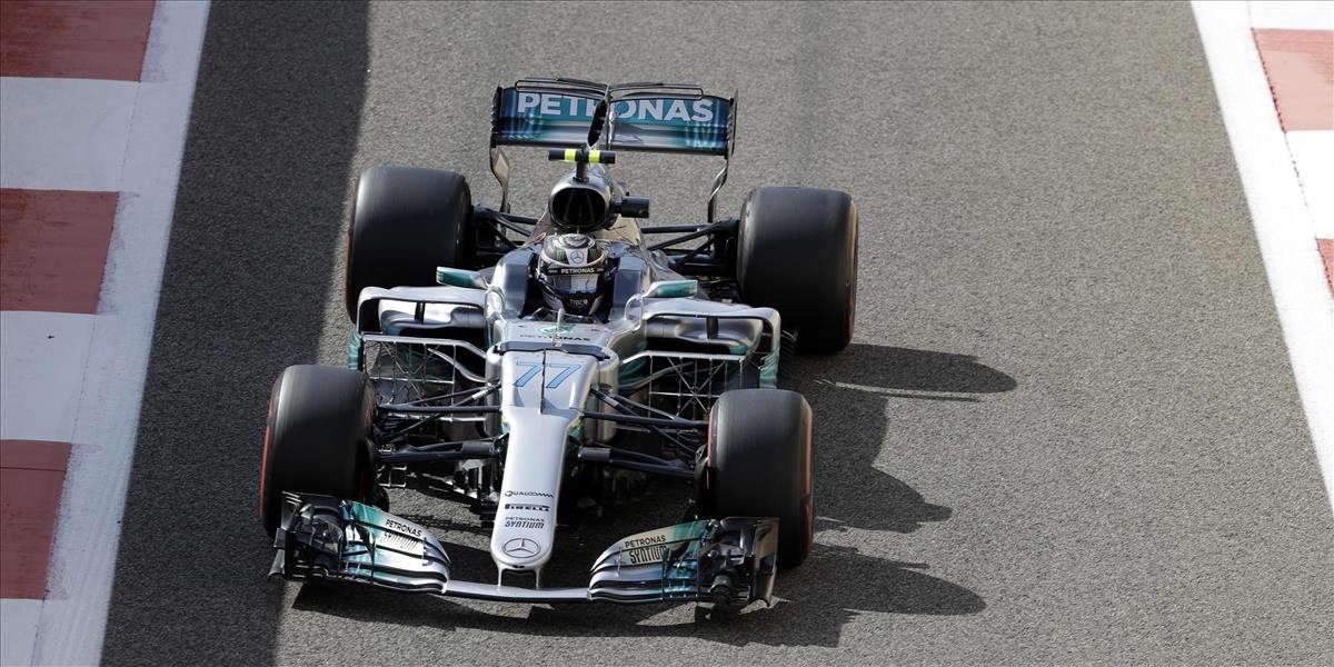 F1: Na záver v Abú Zabí double Mercedesu, Bottas vyhral pred Hamiltonom