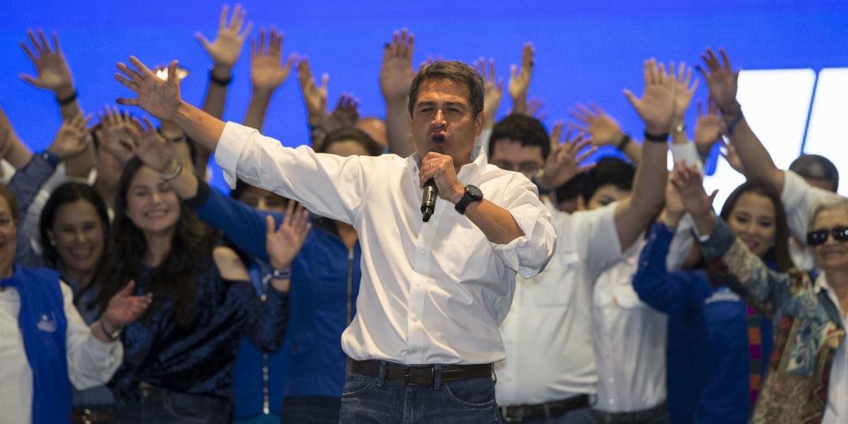 Za víťaza volieb v Hondurase sa vyhlásil doterajší prezident Hernández
