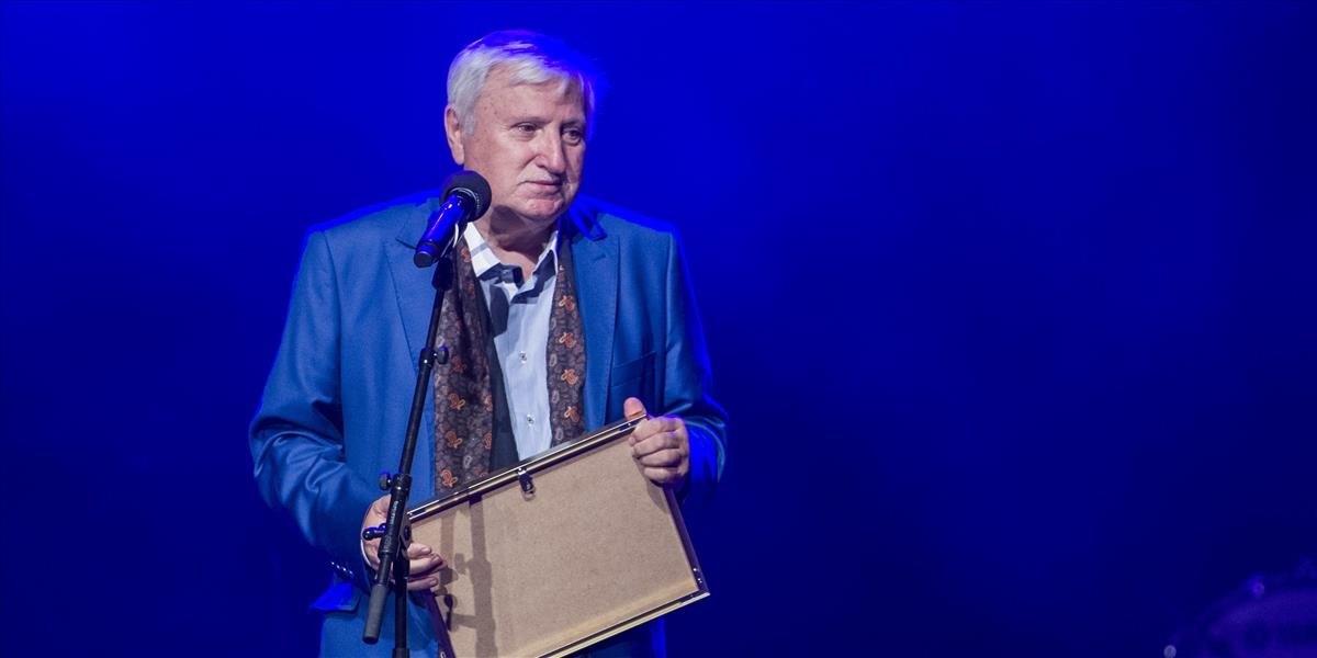 Legendárny Kamil Peteraj a výtvarník Martin Augustín uviedli do života knihu, ktorá opantá všetky zmysly