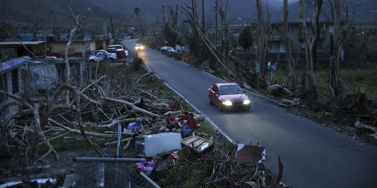 Aj po mesiaci ostávajú Portoričania na ulici, z USA nedorazila sľúbená pomoc