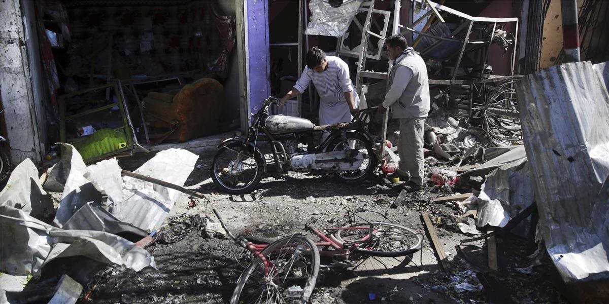 Dva útoky v Afghanistane si vyžiadali najmenej dvoch mŕtvych a desať zranených
