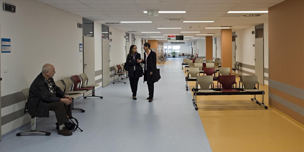 Poslanci schválili doplnkové ordinačné hodiny, poplatky pacientov budú mať ochranný limit